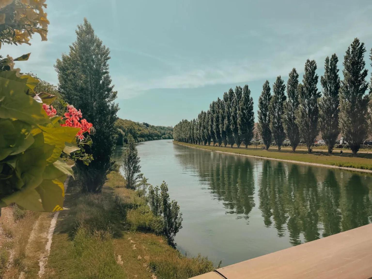 L'Eden Centre Ville Melun Dış mekan fotoğraf